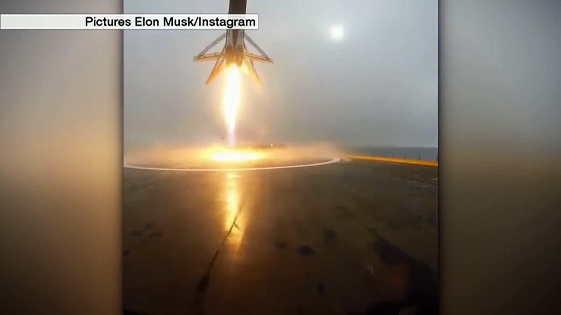 SpaceX rocket explodes during landing - BBC News
