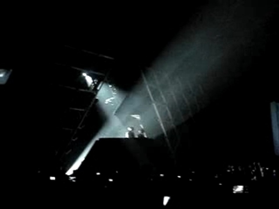 Intro Daft Punk @ Paris Bercy