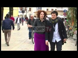 Report TV - Vlahutin në Shkodër për ditën e Europës, shëtit në pedonale