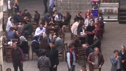 Başbakan Davutoğlu'nun Sur'a Ziyareti