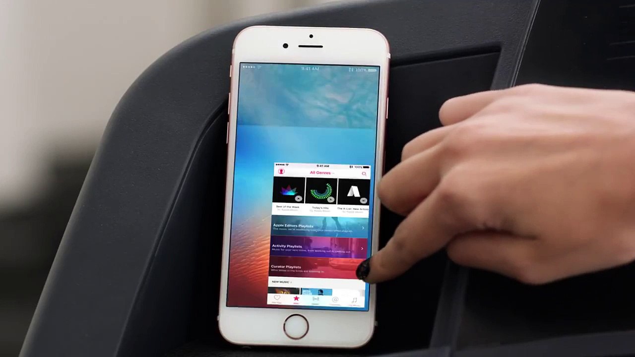 Pub Apple avec Taylor Swift