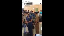 Watch How Indian People React To MS Dhoni, Virat Kohli After India Lost T20 Semi Final Match Against West Indies 2016