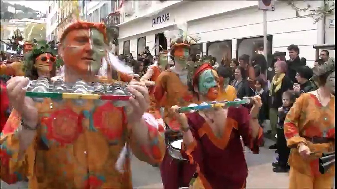 Carnaval de Bastia : jour de folie sur le boulevard Paoli