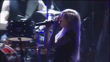 Avril Lavigne - Live at Budokan (Japan) 2005 - Full concert 9
