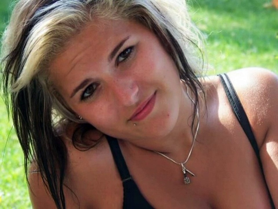 T'es parti trop tôt les années passe mais les souvenirs restes