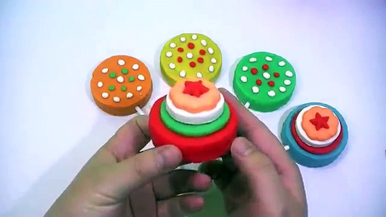 PLAY DOH COLORFUL KINDER!! peppa pig español kinder surprise eggs hello kitty