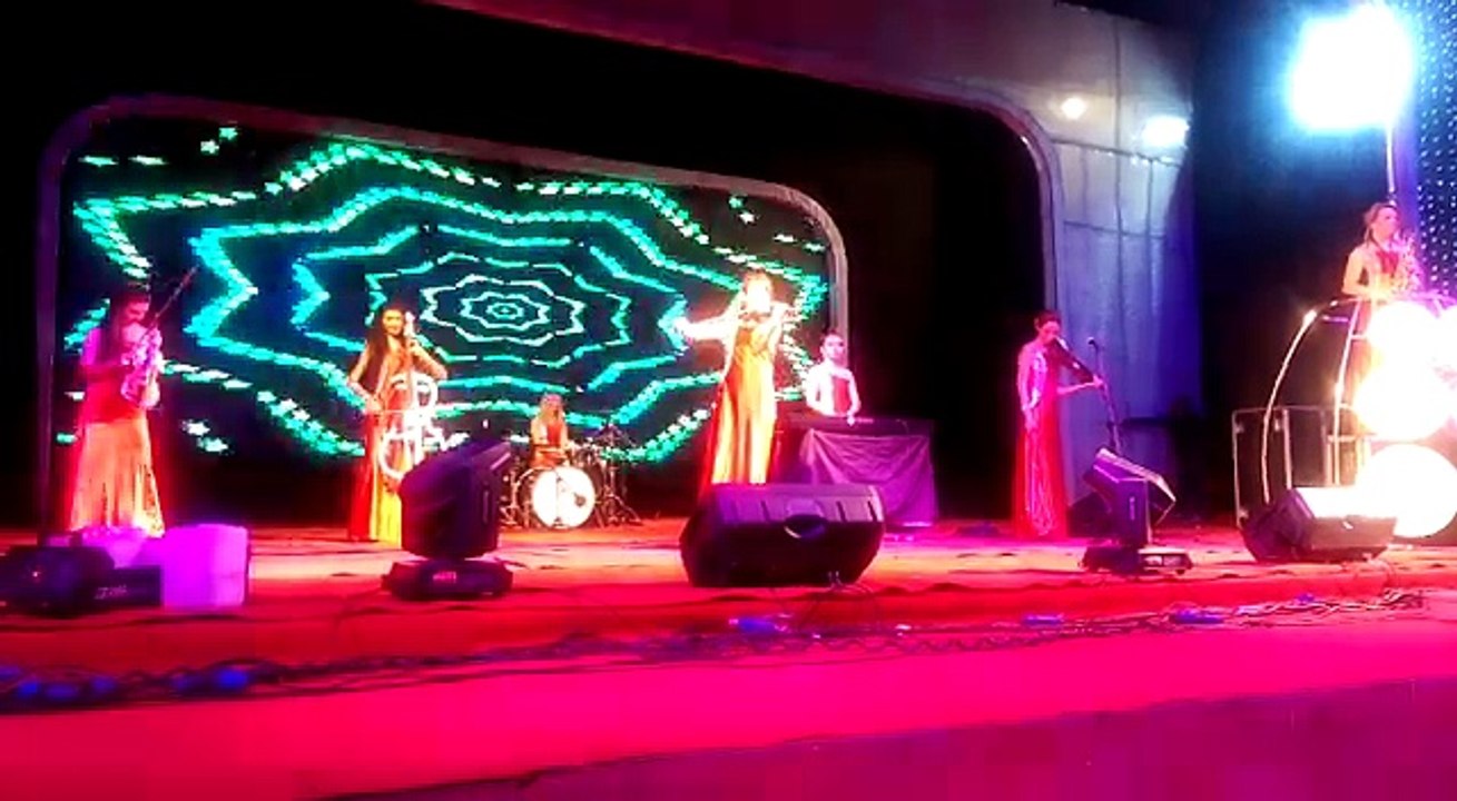 Group of Violin Girls