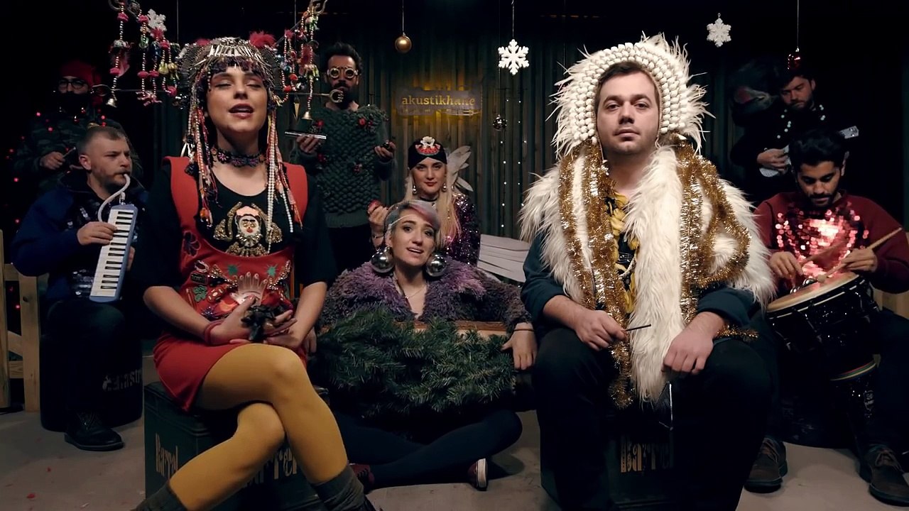 Yasemin Mori - Oyna (Toy Sessions / Akustikhane)