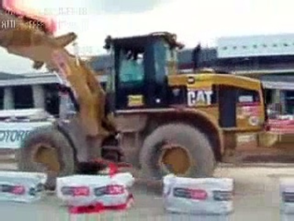Willy_Buldozer - Funny Videos