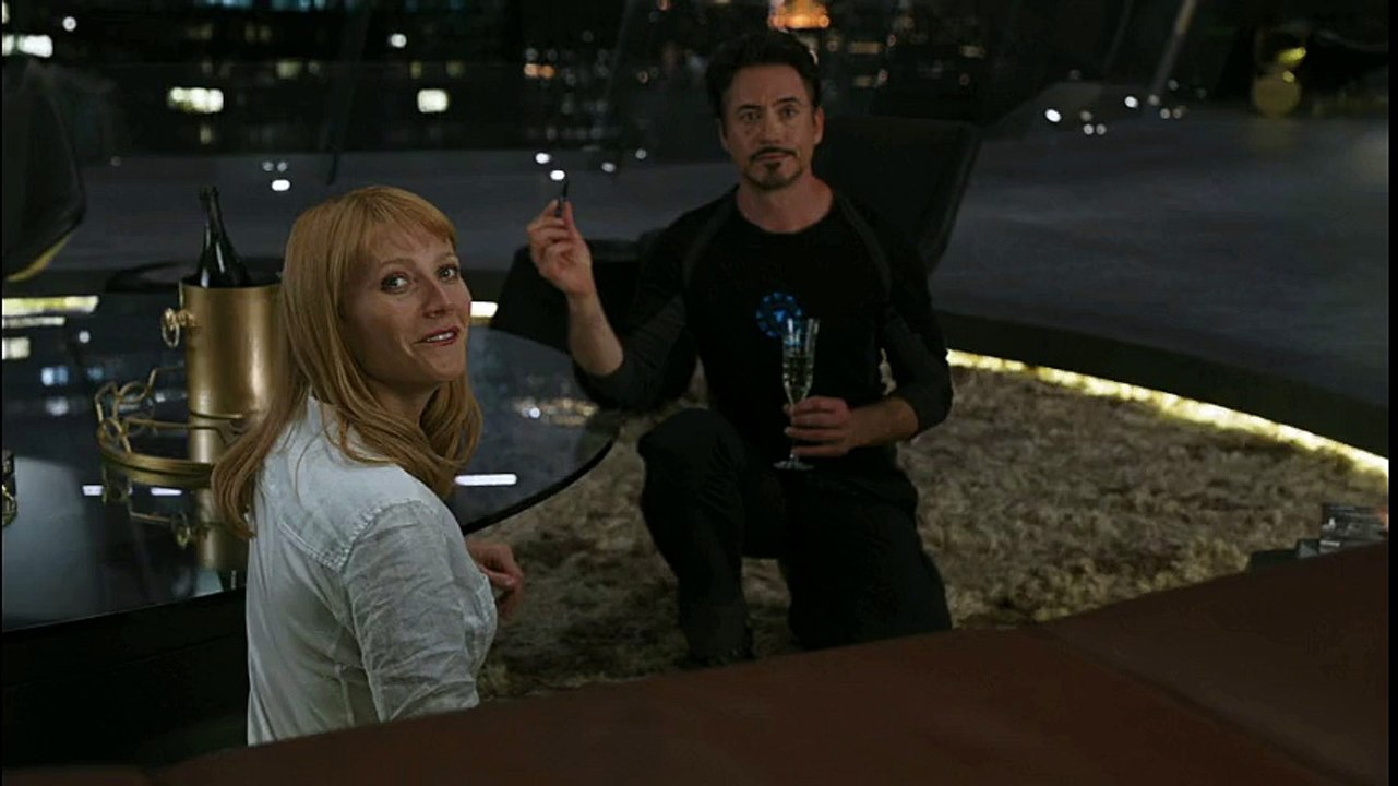 movie mistake 4 from the avengers 2012