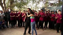 Tiger Shroff & Shraddha Kapoor Hot Kiss In Baaghi