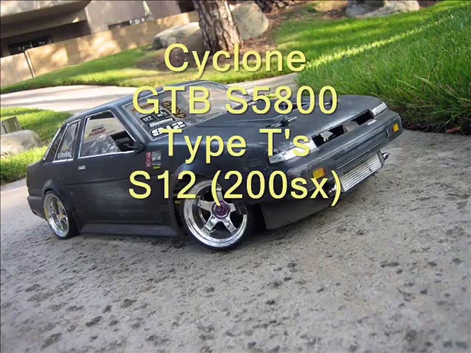 Team D-Style AE86 vs S12 Rc Drift