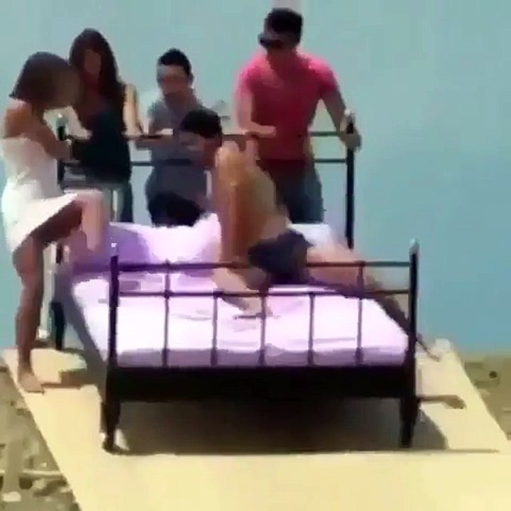 Вот как надо отмечать свадьбу