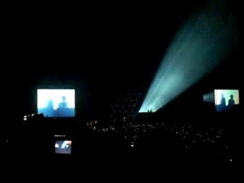 Intro Daft Punk Bercy 14 juin 2007