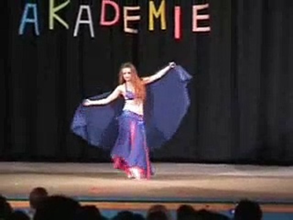 Sheena belly dancing - Akademie 2007