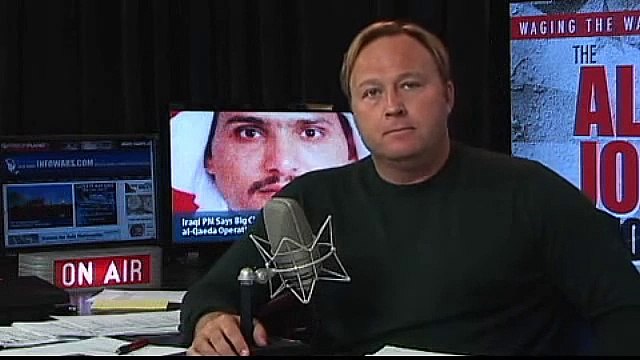 9 11 Firefighters Reveal Huge Explosions Before Towers Colla