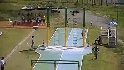 amazing running track dont miss to watch it how they pass through hardles