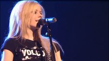 Avril Lavigne - Live at Budokan (Japan) 2005 - Full concert 37