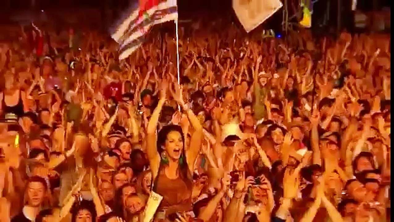 Beyonce - Live at Glastonbury 2011 HD FULL CONCERT! 8