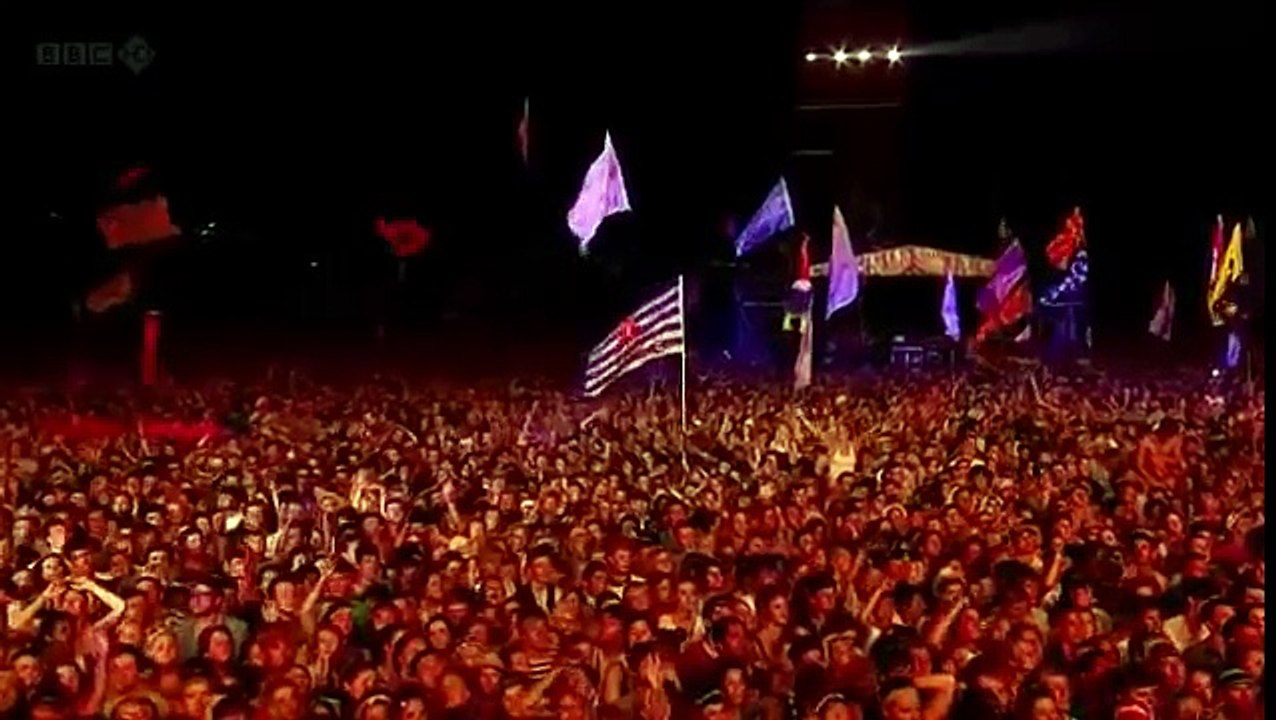 Beyonce - Live at Glastonbury 2011 HD FULL CONCERT! 37
