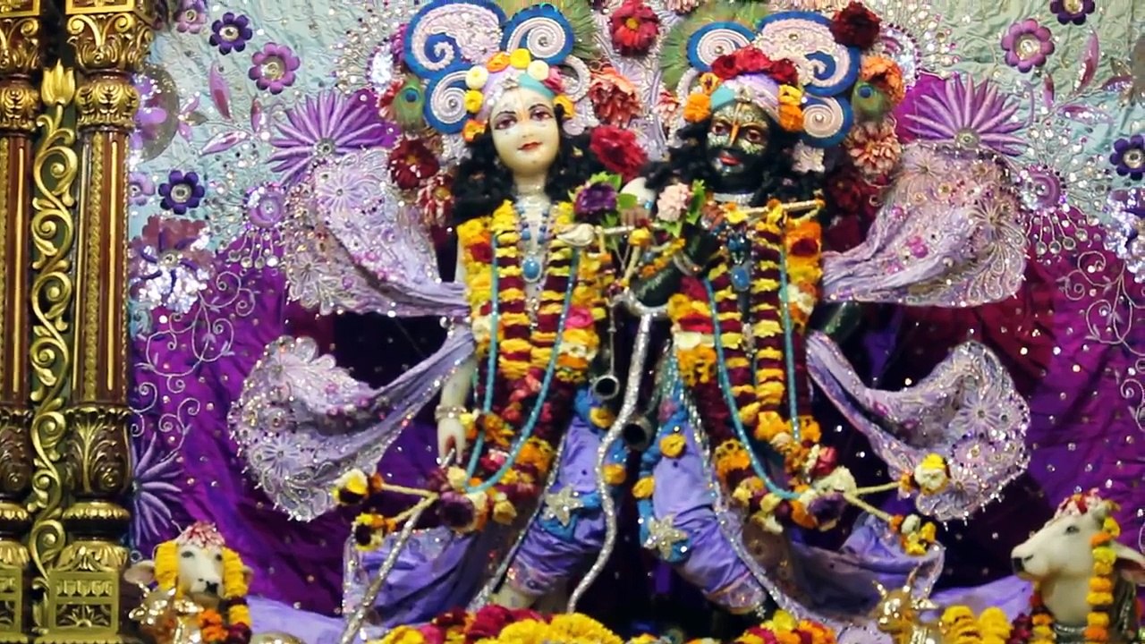 ISKCON Vrindavan Aarti