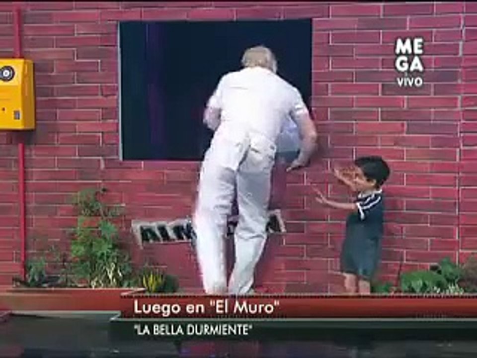 Detrás del muro MCC Miguelito Cremino