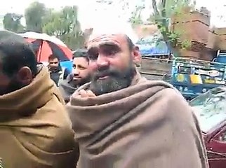 KPK Policeman Crying For His Former King Type Living Style