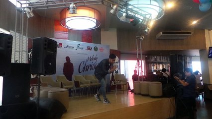 Vidi Aldiano-Aku Cinta Dia (Chrisye Cover)