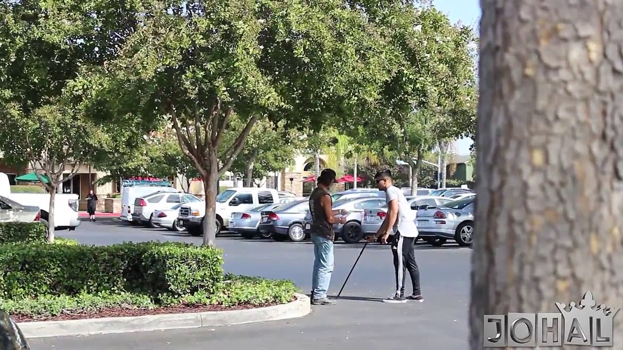 Rich VS Poor Blind Man Honesty Social Experiment