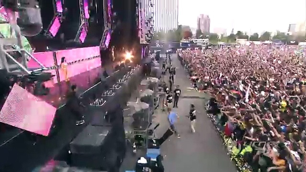 Dash Berlin - Live at Ultra Music Festival Japan Mainstage 2015 12