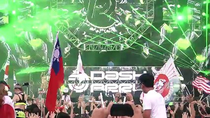 Dash Berlin - Live at Ultra Music Festival Japan Mainstage 2015 20
