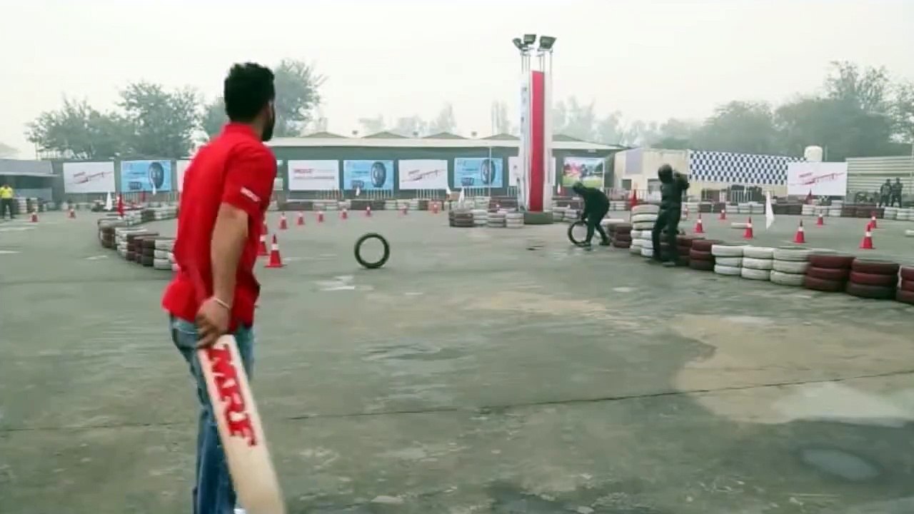Virat Kohli can do anything... He's just AMAZING!