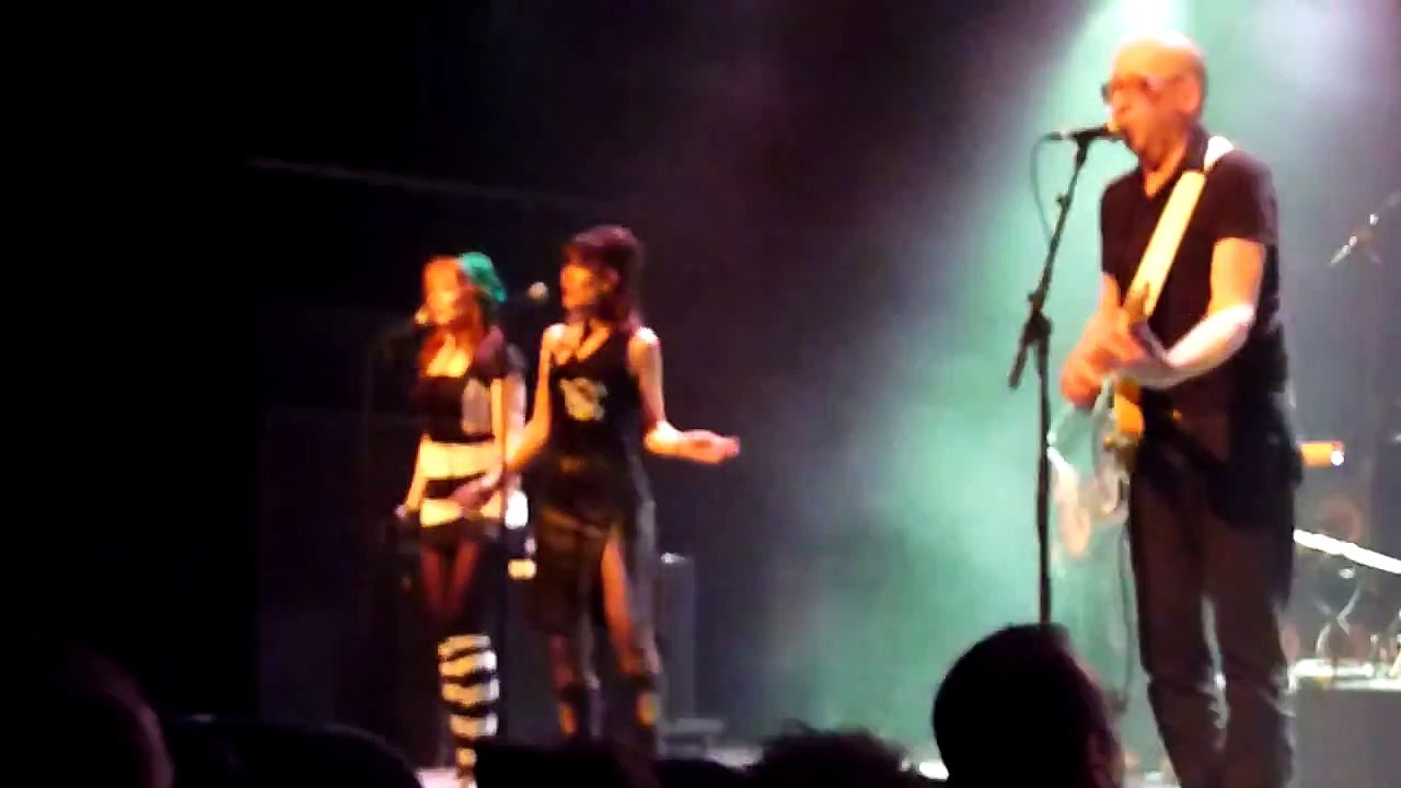 Gruppo Sportivo - Hey Girl (Orginal) - Live - 20-01-2012 in Patronaat nr5