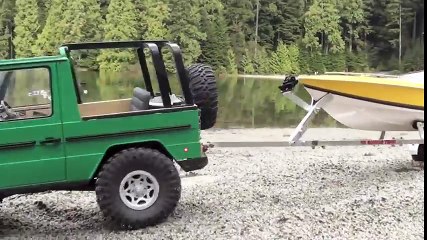 RC Mercedes 300 G boat launch!_480p_22.03.2016_20115