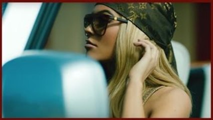 WATCH KYLIE JENNER "GLOSSES" MUSIC VIDEO! + WIN A LIP KIT!
