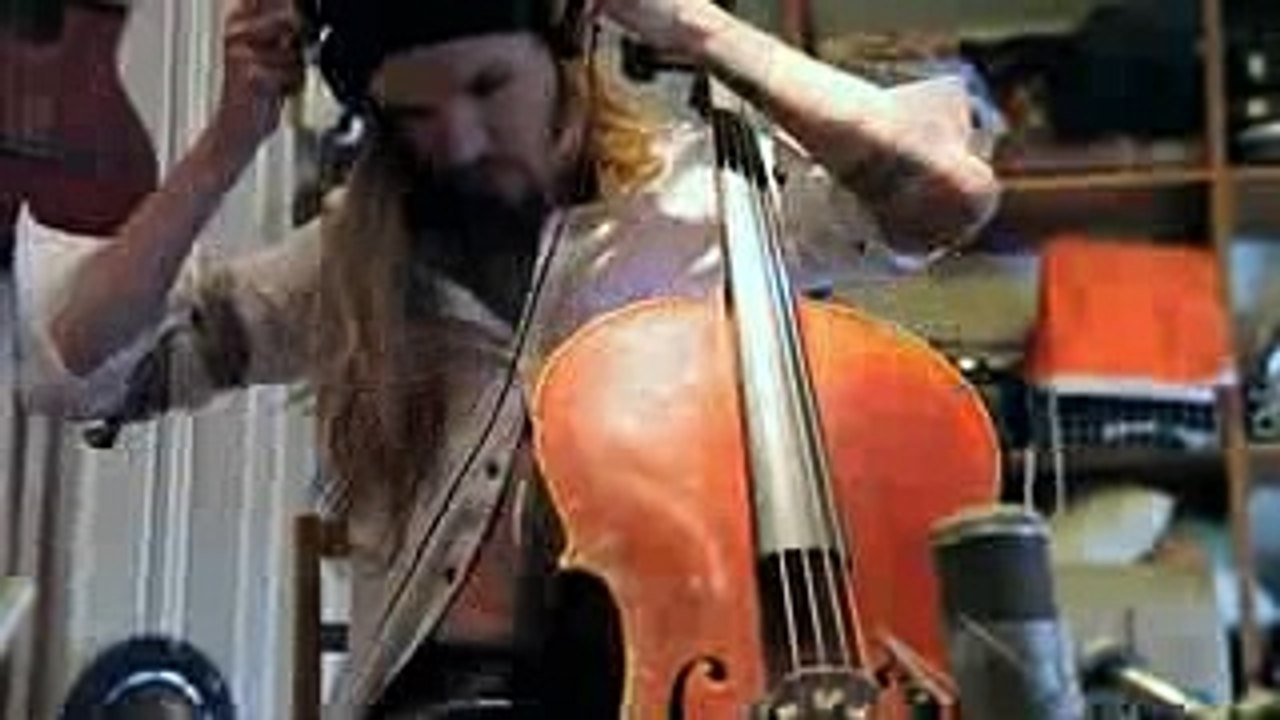 18. New Angry Birds Theme – A behind-the-scenes chat with Apocalyptica