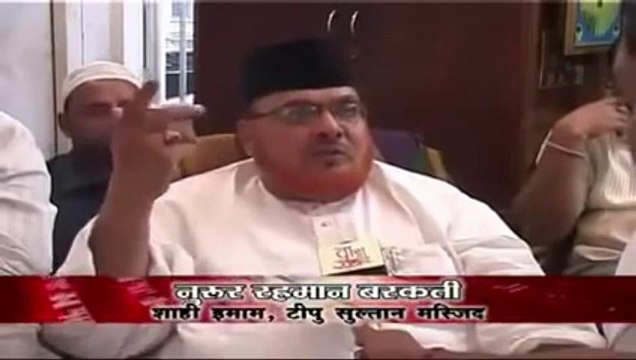 Indian Govt challenged If the Muslims Kill the cow they will be hanged on this Brave Muslims killed the cow on Indian Flag in front of Indian assembly house