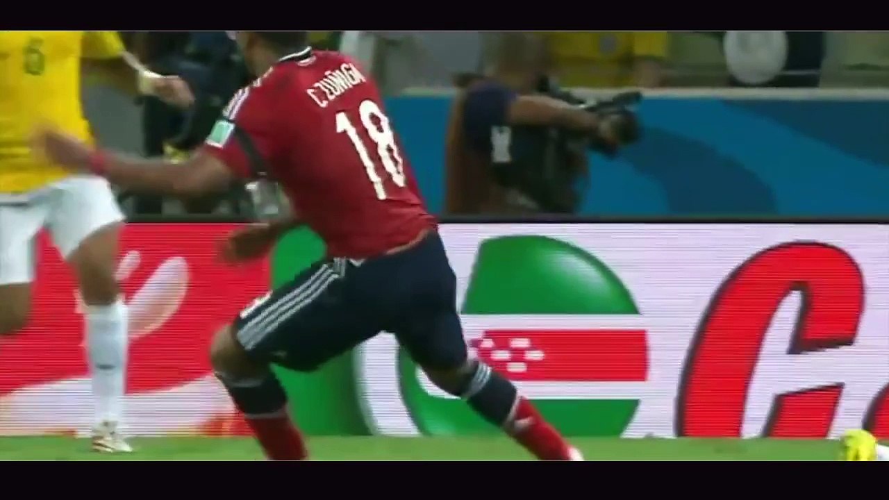 10 Most Horrific Football Injuries (18+)