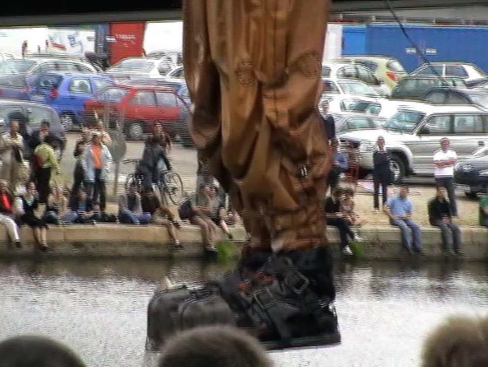 Royal de Luxe : la Géante du Titanic et le Scaphandrier – 1