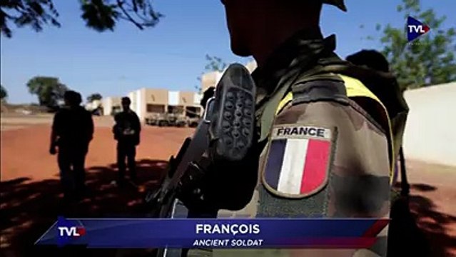 VERS DES JOURS SOMBRES