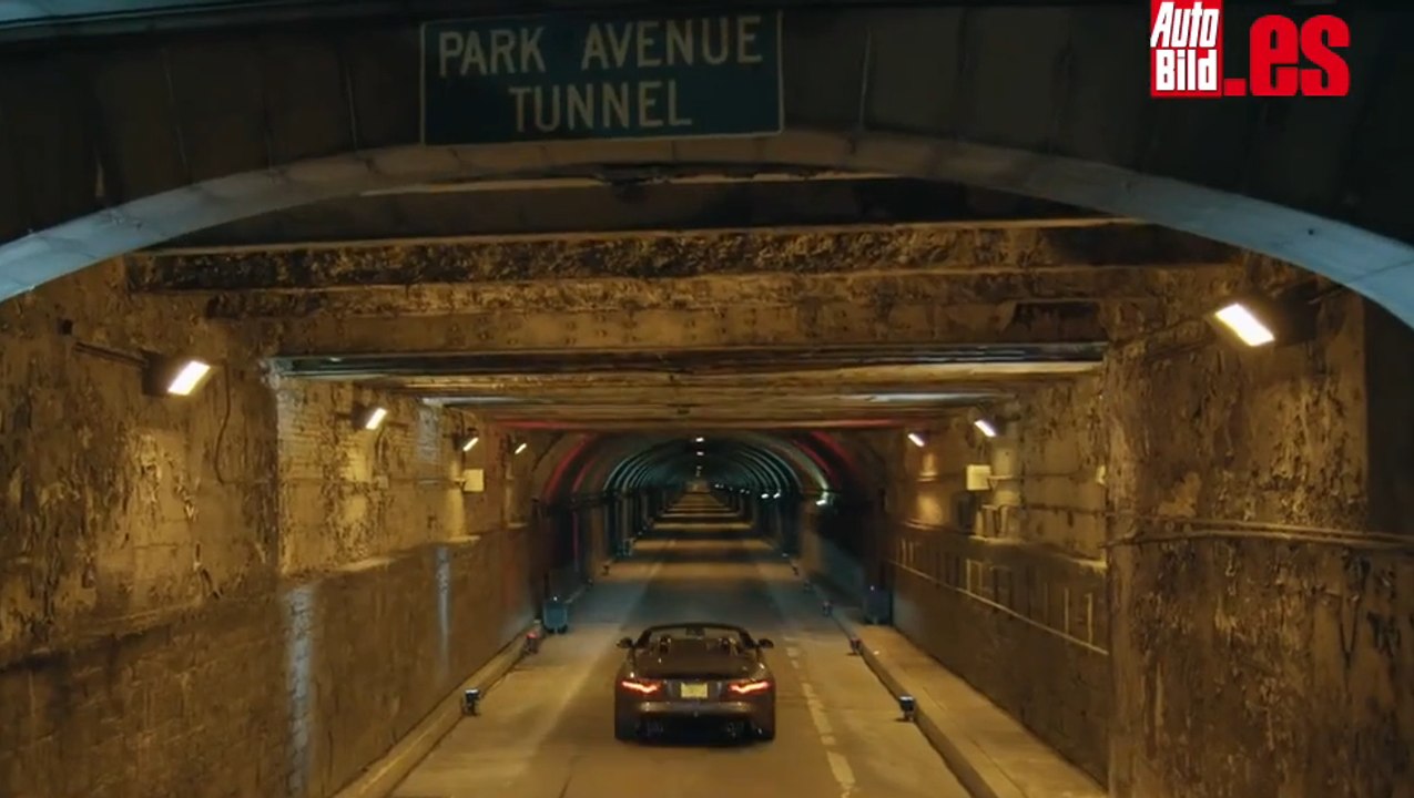 Jaguar F-Type SVR: sube el volumen, ¡suena de lo lindo!