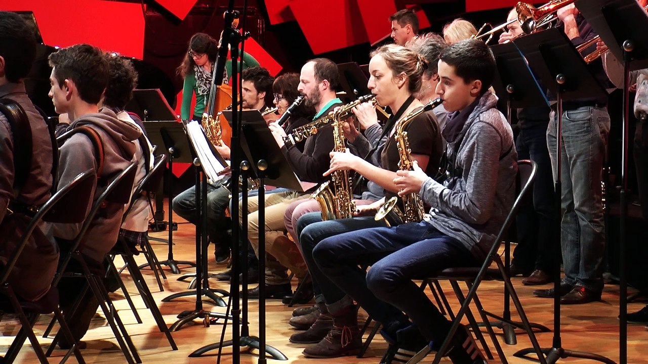 Maison des Arts : L'improvisation des sonneurs - "Percussions" et "Calibre 12"