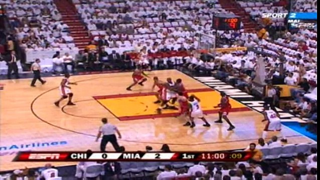 Shaquille O'neal power dunk