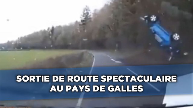 Sortie de route spectaculaire enregistrée par une caméra embarquée