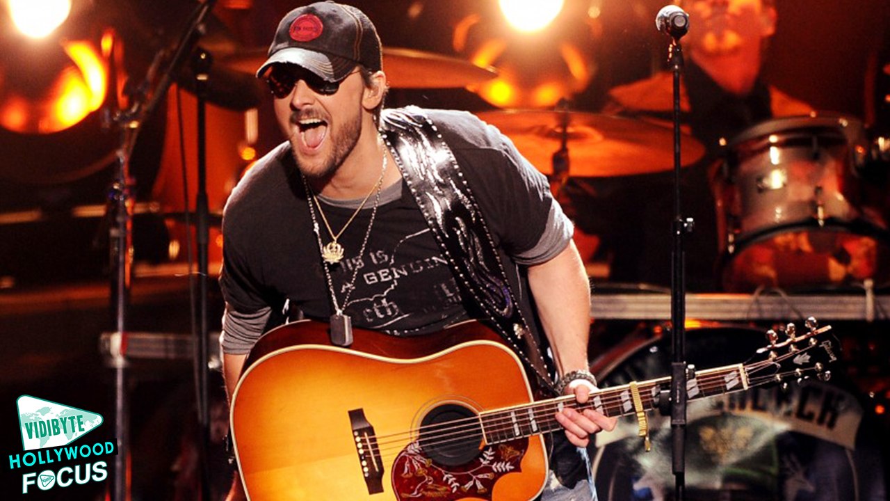 Eric Church Pays Emotional Tribute To David Bowie At ACM Awards