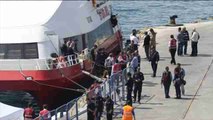 Turquía recibe el primer contingente de emigrantes expulsados de las islas griegas