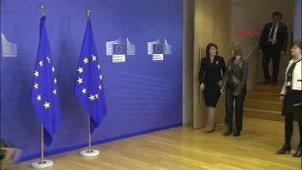 Kosova Cumhurbaşkanı Atifete Yahyaga Brüksel?de Mogherini ile Görüştü