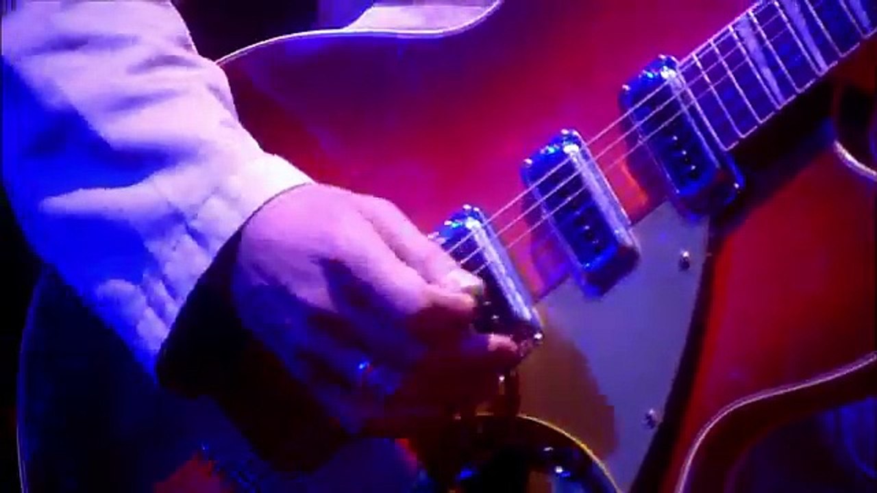 Oasis - Live Manchester 2005 HD Full Concert 21