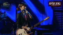 Norah Jones - Singing About You (Live in Concert) 33