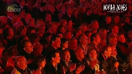 Norah Jones - Singing About You (Live in Concert) 35